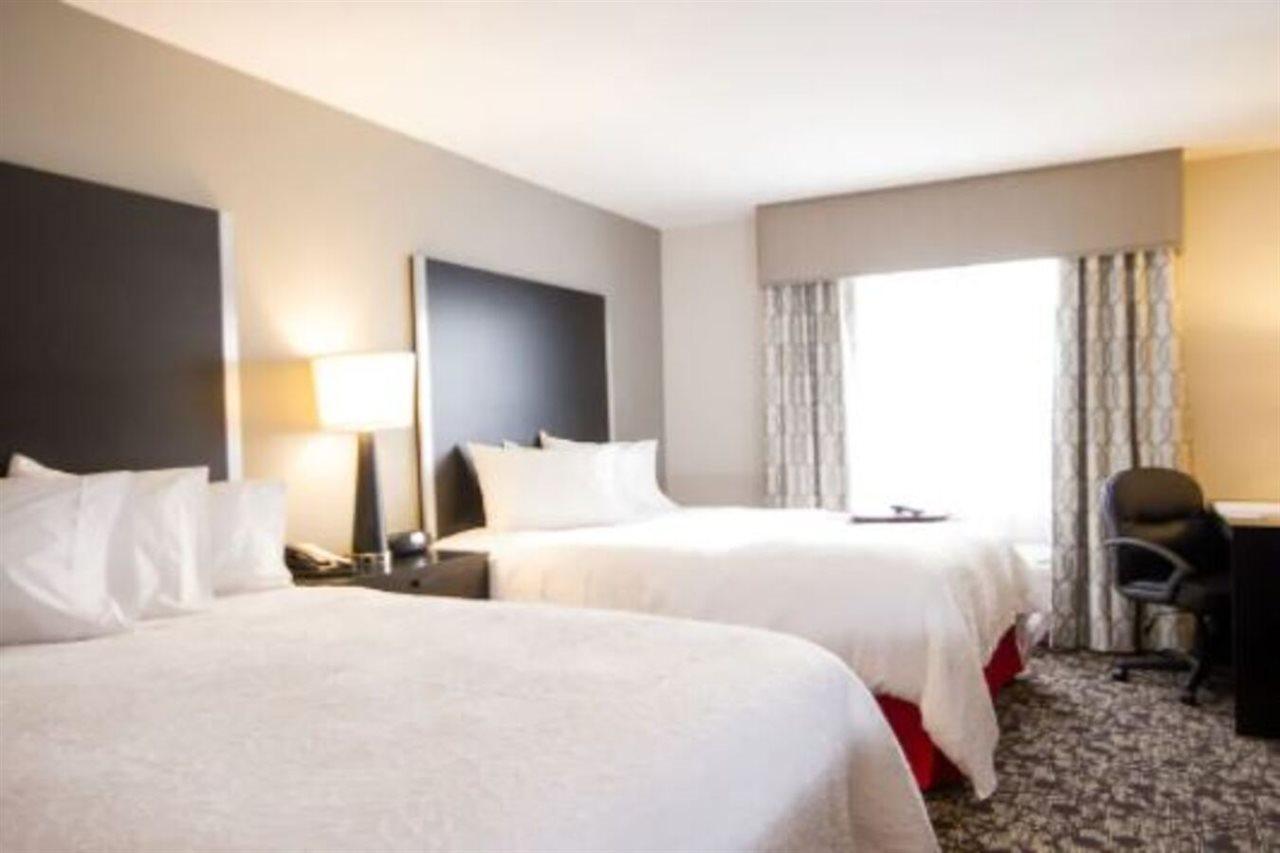 Hampton Inn And Suites Roanoke Airport/Valley View Mall Экстерьер фото
