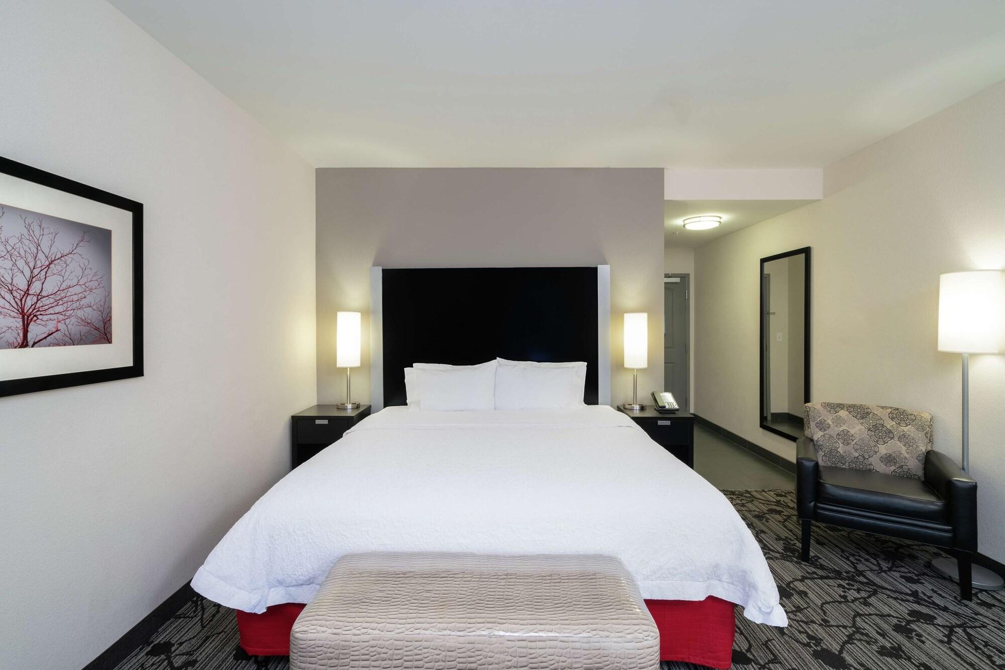Hampton Inn And Suites Roanoke Airport/Valley View Mall Экстерьер фото