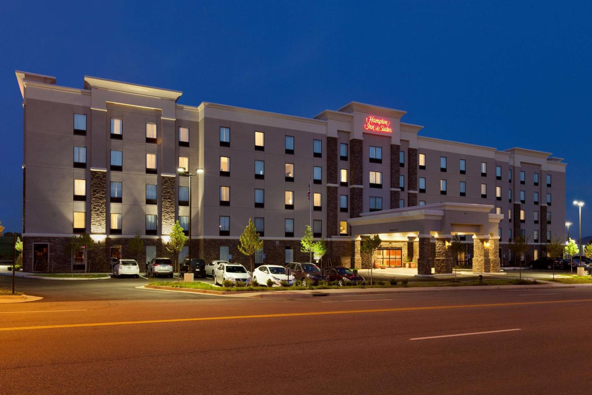 Hampton Inn And Suites Roanoke Airport/Valley View Mall Экстерьер фото